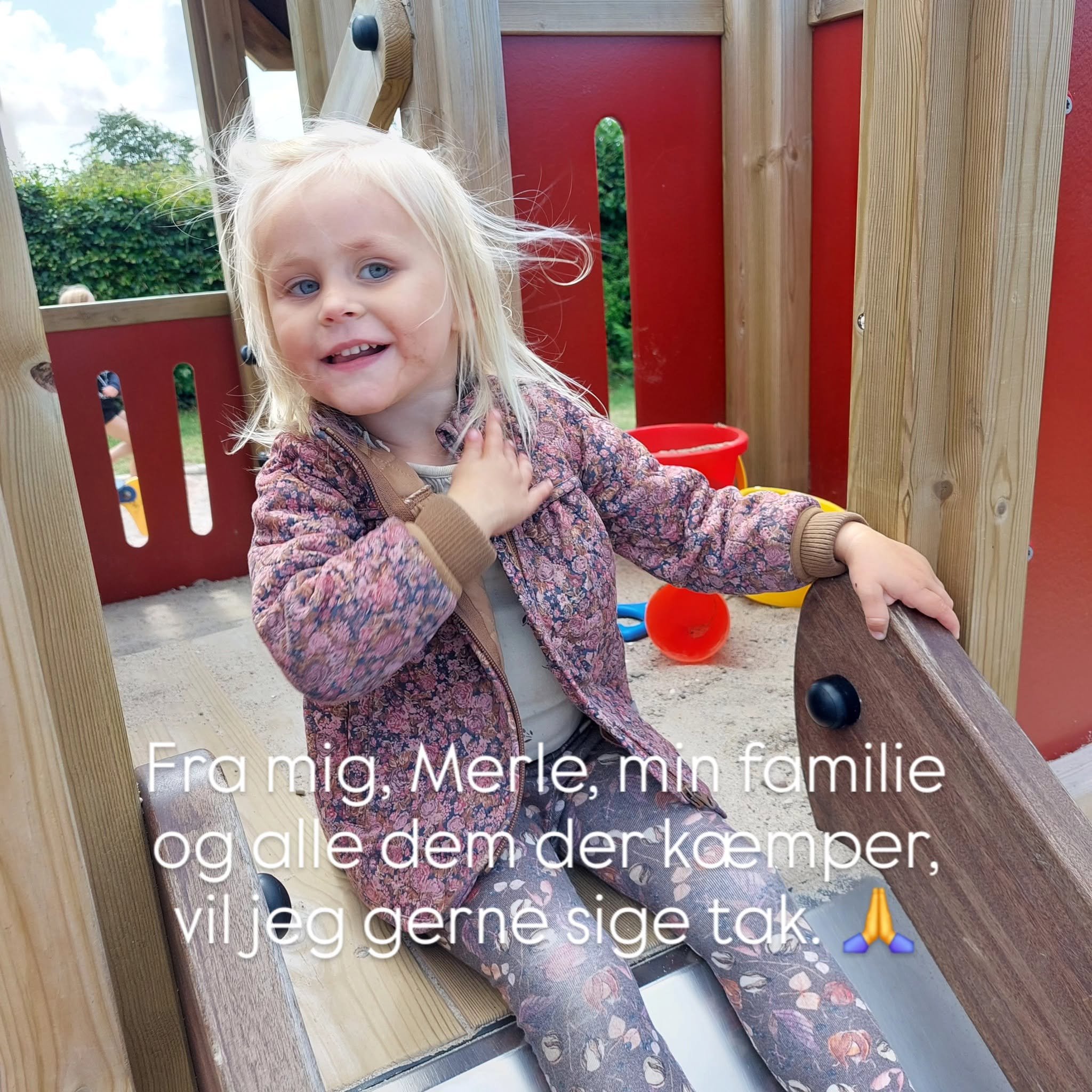 Merle sammen med sin storebror Arthur